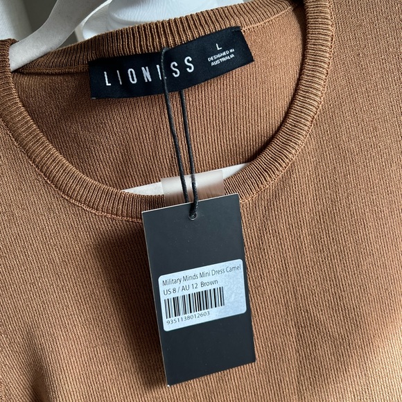 Lioness dress, in a gorgeous bronze/brown colour, size 8US - Picture 2 of 5